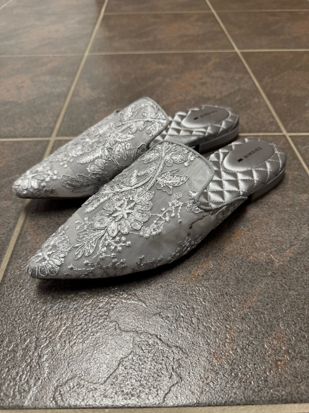 Birdies Dove Embroidered Flower Floral Lace Mules Slip On Shoes Gray Silver 9 - Picture 13 of 13